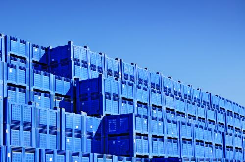 Foldable plastic IBC containers